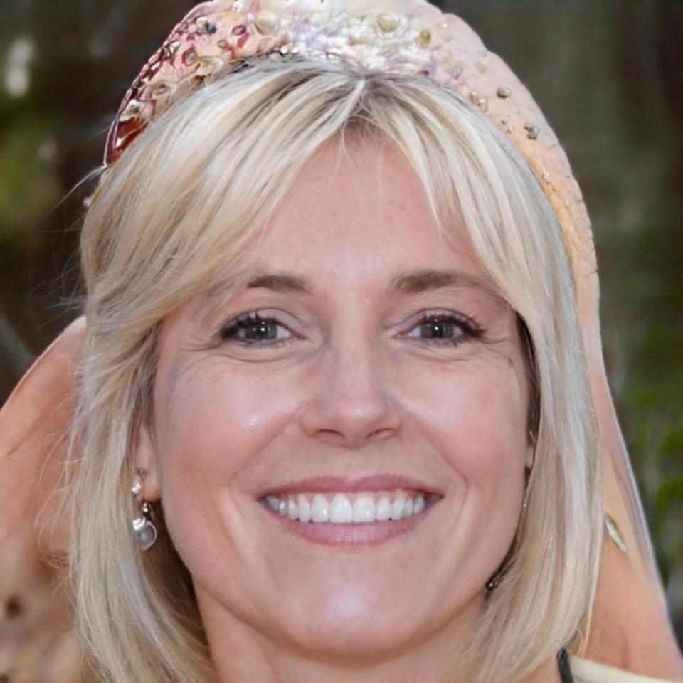 Zufriedene Mandantin Isabella Hoffmann