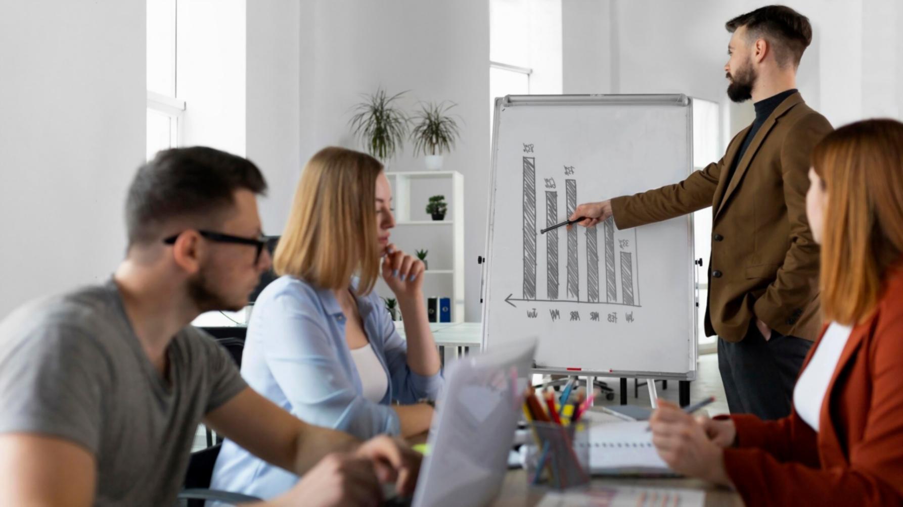 Professionelle Finanzberatung in modernem Büro